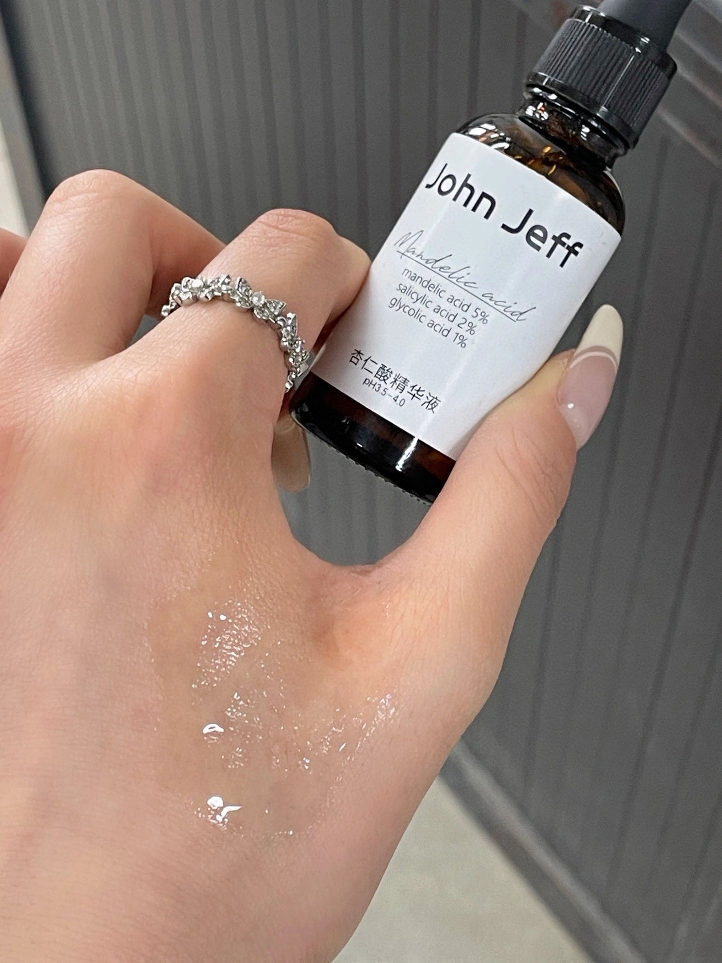 John Jeff Mandelic Acid 5% Facial Essence 30ml Anti-acne Essence - Peachy Glam
