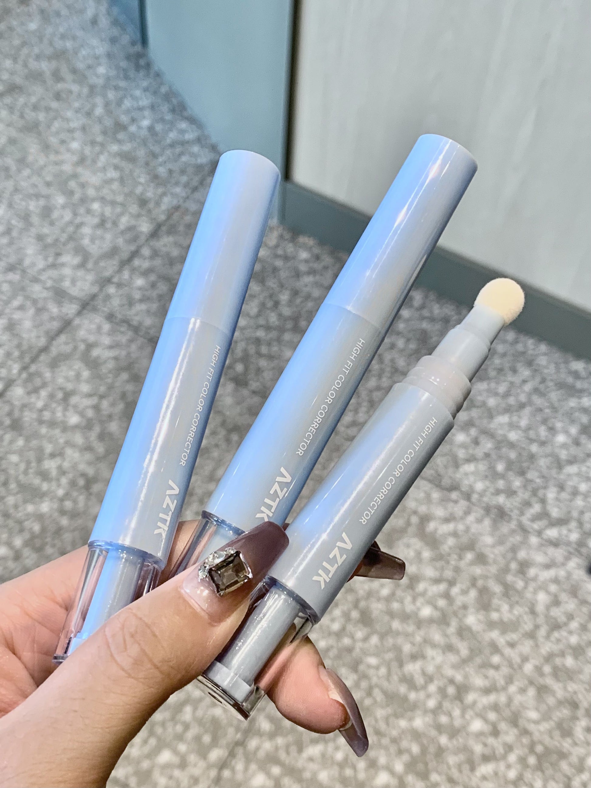 AZTK Liquid Concealer Pen 4.6g High Fit Color Corrector - Peachy Glam
