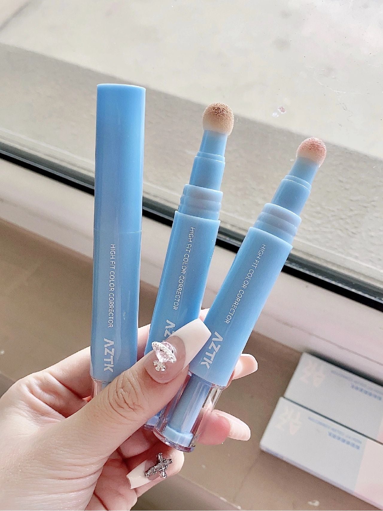 AZTK Liquid Concealer Pen 4.6g High Fit Color Corrector - Peachy Glam