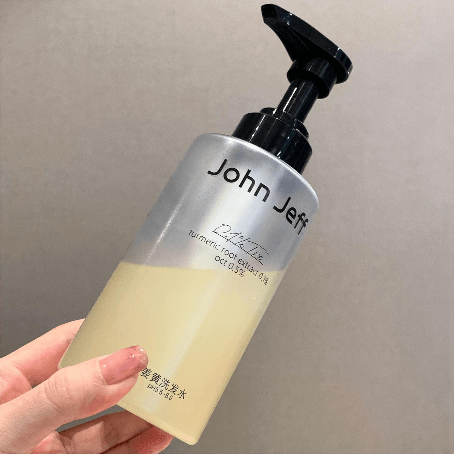 John Jeff 0.1% Turmeric Root Extract Shampoo Neutri Oil-control & Anti-dandruff 300g - Peachy Glam