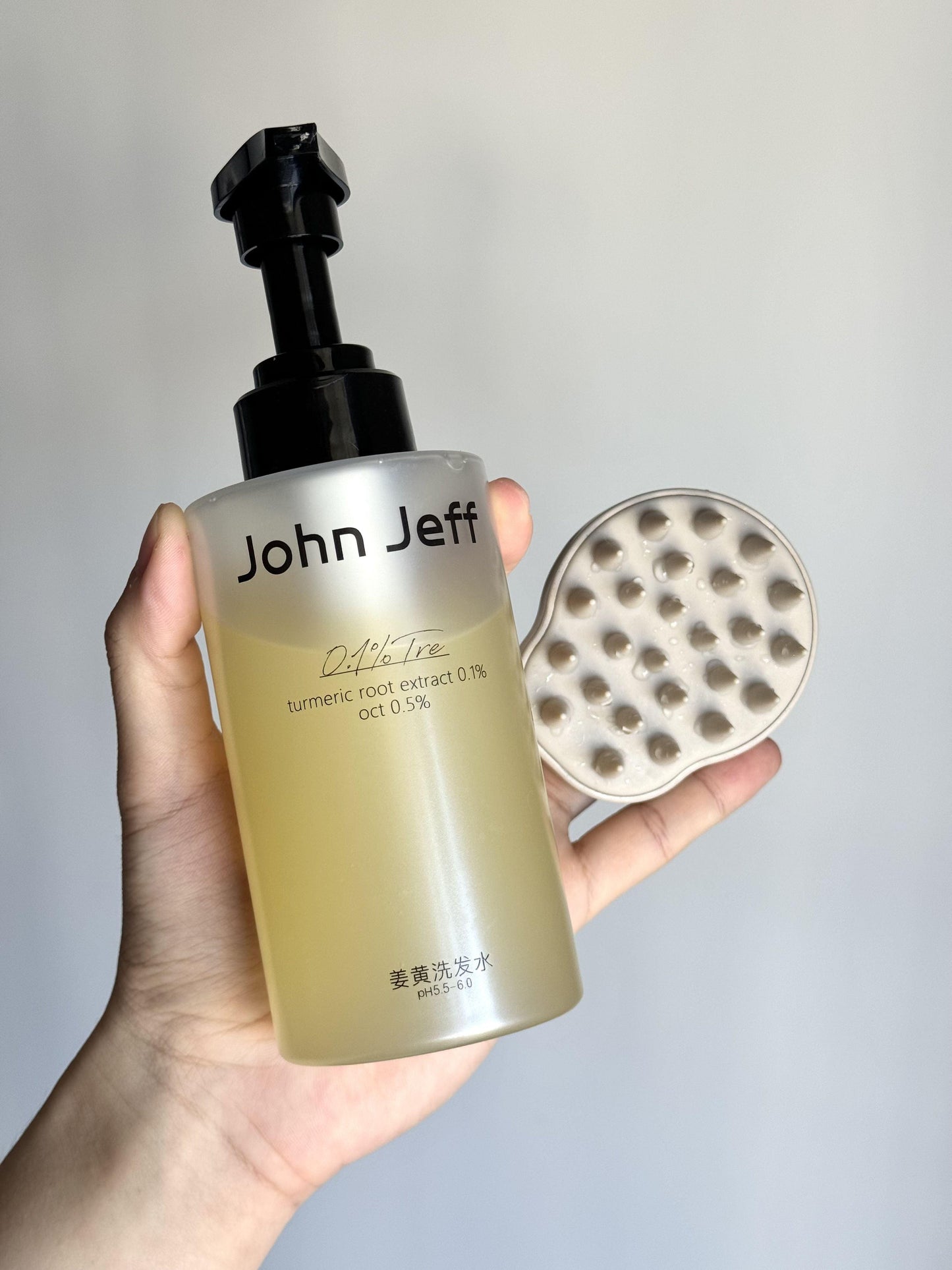 John Jeff 0.1% Turmeric Root Extract Shampoo Neutri Oil-control & Anti-dandruff 300g - Peachy Glam