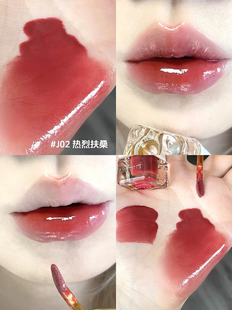 Mistine Makeup Velvet Lip Gloss 2.2g Matte Lip Cream Liquid Lipstick Softening with Hyaluronic Acid Lip Tint, Non-Sticky Lightweight Lip Color - Peachy Glam