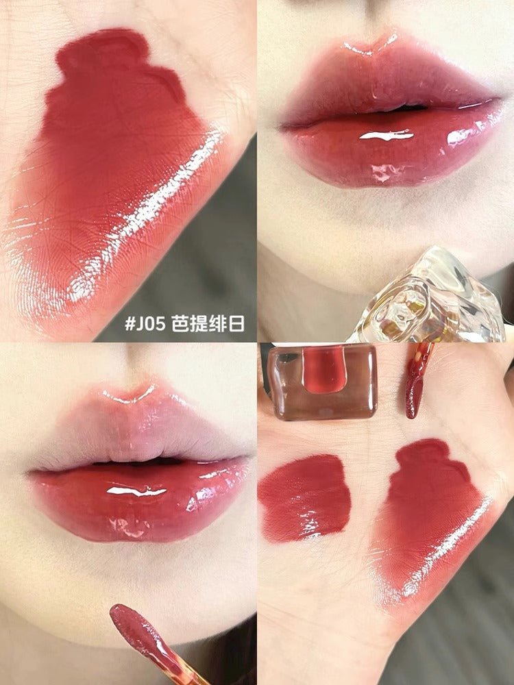 Mistine Makeup Velvet Lip Gloss 2.2g Matte Lip Cream Liquid Lipstick Softening with Hyaluronic Acid Lip Tint, Non-Sticky Lightweight Lip Color - Peachy Glam