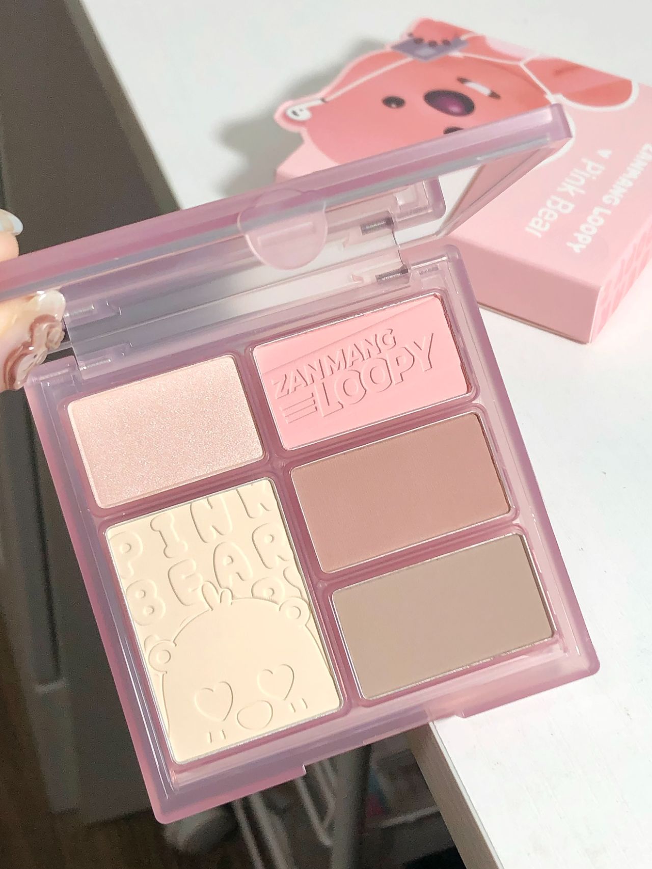 PINK BEAR X LOOPY All-In-One Makeup Palette Eyeshadow & Contour & Highlighter & Blusher - Peachy Glam